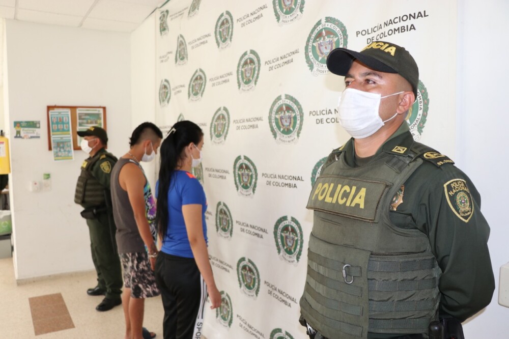 FOTO CAPTURADOS FEMINICIDIO FLORIDABLANCA.jpg