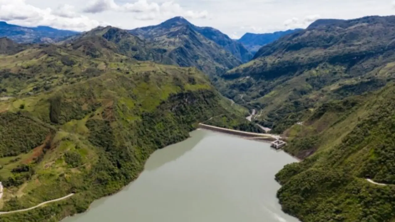 Reprograman mantenimientos de hidroeléctricas ante riesgo energético por El Niño