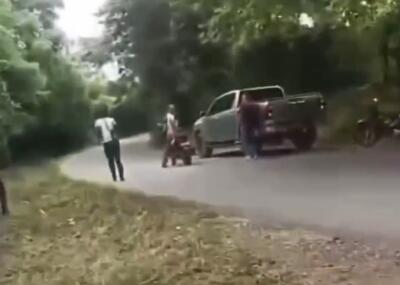 Video de los nuevos hostigamientos contra estación de Policía en Jamundí