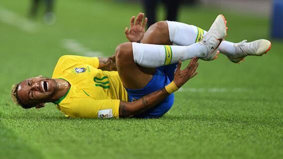 284506_neymardolorbrasil140718afpe.jpg 284506_neymardolorbrasil140718afpe.jpg