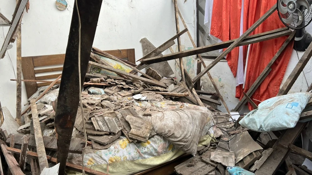 Cuatro heridos, 145 árboles caídos y riegos por colapsos tras vendaval en Barranquilla - BluRadio