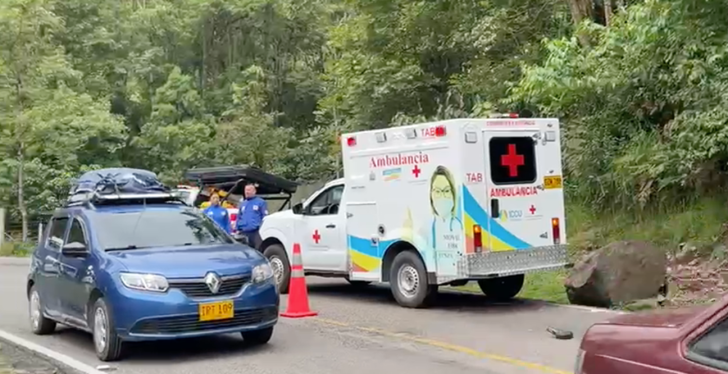 Grave accidente de tránsito en la vía Soacha-Mesitas del Colegio: motociclista murió