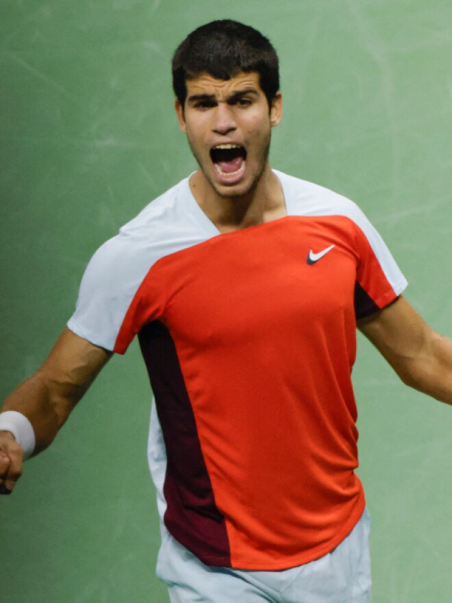 Carlos Alcaraz, la nueva estrella del tenis, dio a conocer su