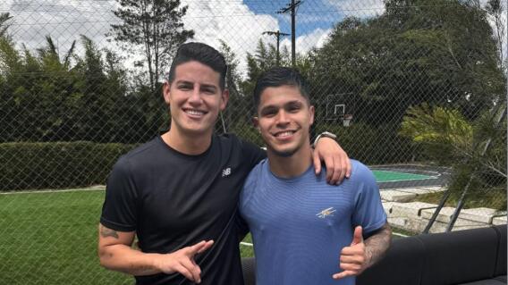 James Rodríguez y Juan Camilo 'Cucho' Hernández compartiendo como dos 'compinches'. James Rodríguez y Juan Camilo 'Cucho' Hernández compartiendo como dos 'compinches'.