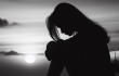 Persona triste o con tristeza