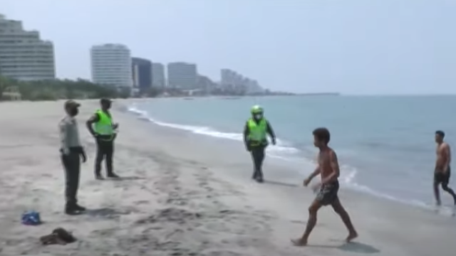 No se conformaron con violar la cuarentena, sino que llevaron niños para darles mal ejemplo 