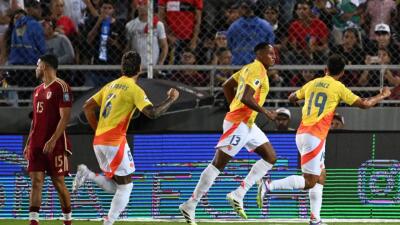 Yerry Mina no se unirá a la Selección Colombia por lesión. 