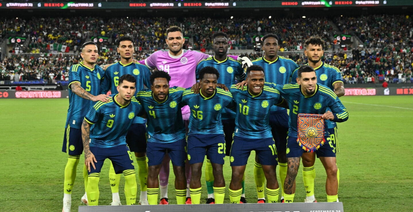 La formación de la Selección Colombia en el duelo preparatorio contra México. 