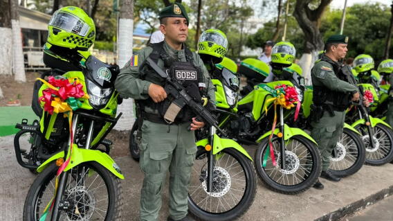 Entrega de motocicletas refuerzo seguridad Policía Neiva