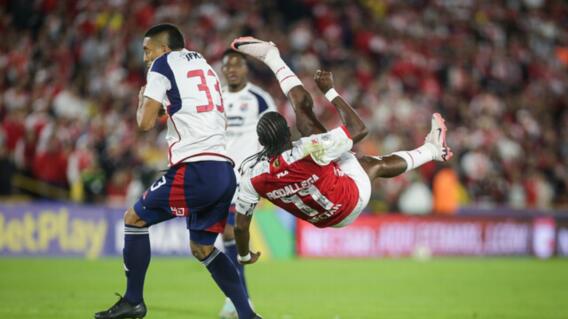 Santa Fe y Medellín juegan en El Campín por la ida de la final de la Liga BetPlay I-2025.