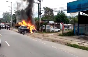 346344_BLU Radio. Incendio de camioneta en Girón / Foto: suministrada
