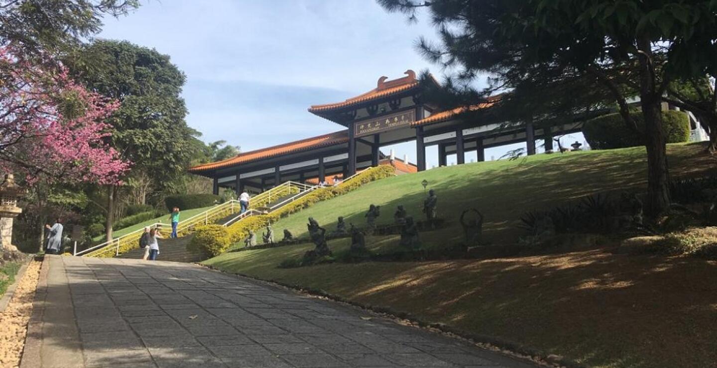 337795_BLU Radio // Templo budista Brasil // Foto: BLU Radio