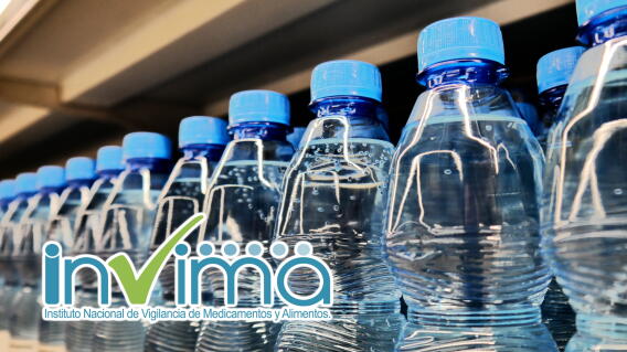Invima alerta por agua embotellada con registro sanitario falso: piden no consumirla