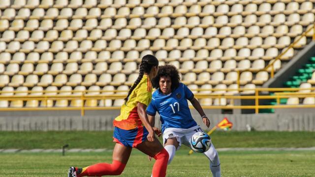 Joselyn Espinales en Ecuador vs Colombia femenina Joselyn Espinales en Ecuador vs Colombia femenina