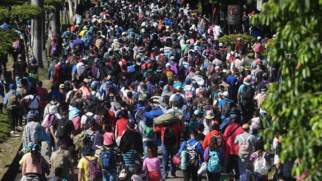 Guatemalteca dio a luz en medio de caravana de migrantes que pretender llegar a Estados Unidos Guatemalteca dio a luz en medio de caravana de migrantes que pretender llegar a Estados Unidos