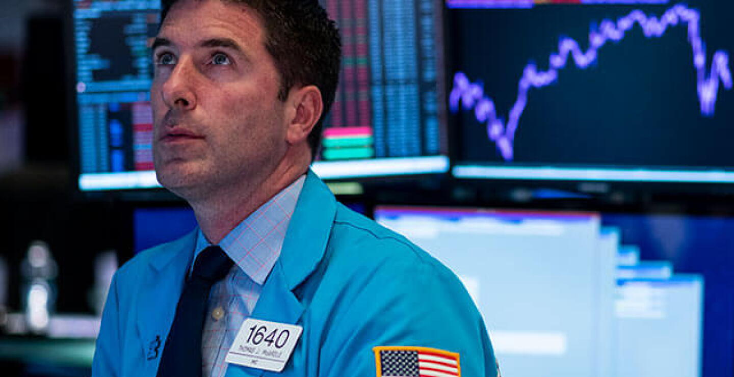 wall-street-f.jpg