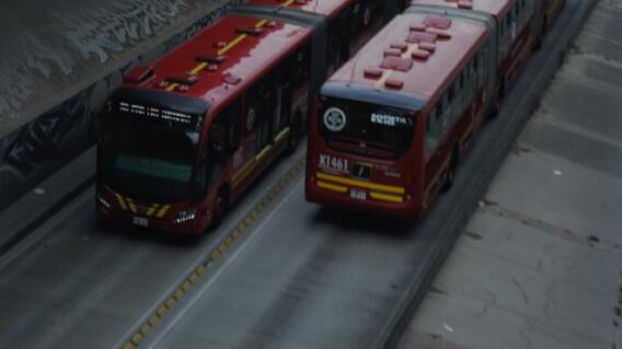 Mujer murió en un bus de Transmilenio, en el centro de Bogotá Mujer murió en un bus de Transmilenio, en el centro de Bogotá