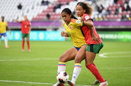 Maithe López en acción de juego con Colombia vs. Portugal en partido del Mundial Femenino Sub-20.
