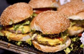 384385_hamburguesas_1.jpg