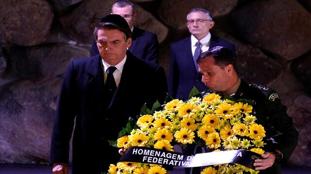 “Amo Israel”: polémica visita de Bolsonaro al Museo del Holocausto en Jerusalén 