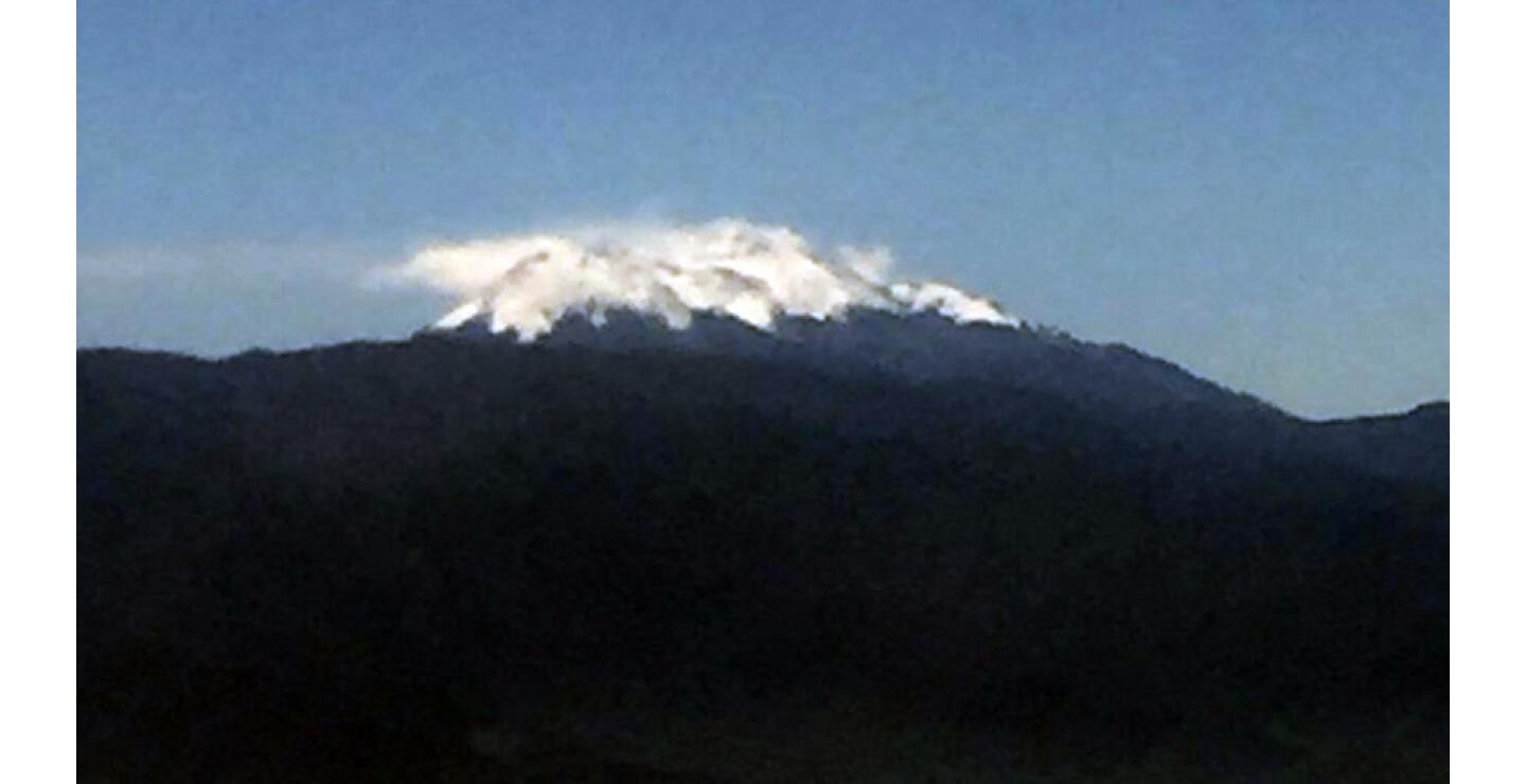 277085_Vista del Nevado del Huila desde Cali. Foto: Rodrigo Ocampo.