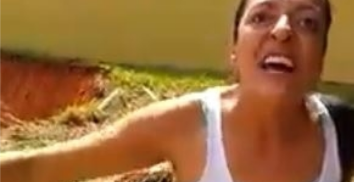 313441_Blu Radio. Mujer humilla a obreros en Medellín. Foto: Captura Video