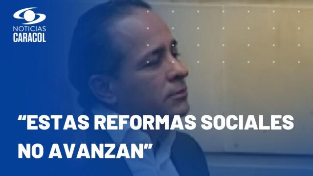 “El presidente está angustiado”: Alexander López tras ser elegido presidente del Senado “El presidente está angustiado”: Alexander López tras ser elegido presidente del Senado