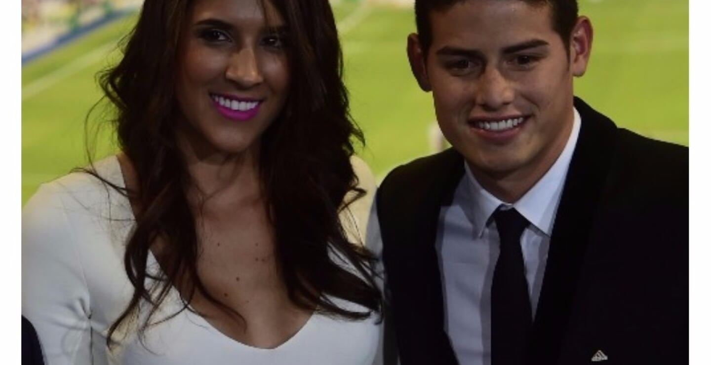 288329_James Rodríguez y Daniela Ospina - AFP