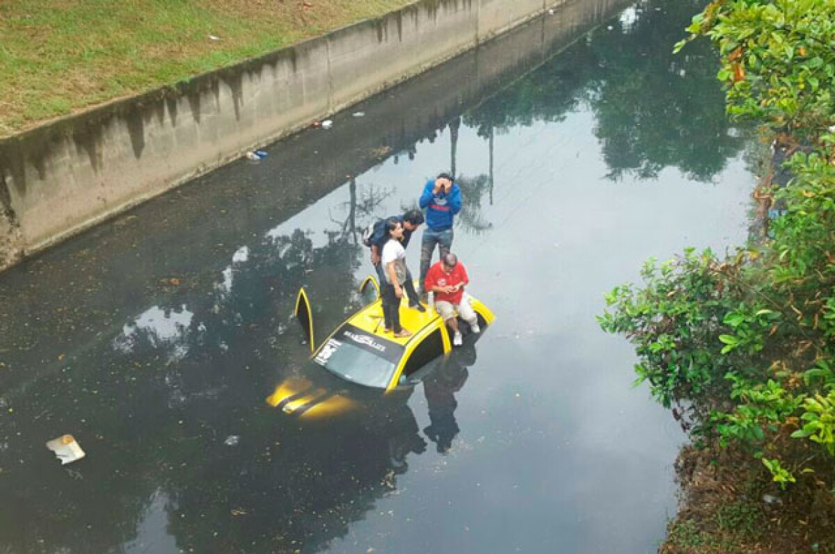 taxi-canal-de-aguas-cali.jpg