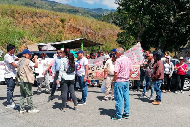 protestas-en-barbosa-antioquia.jpg