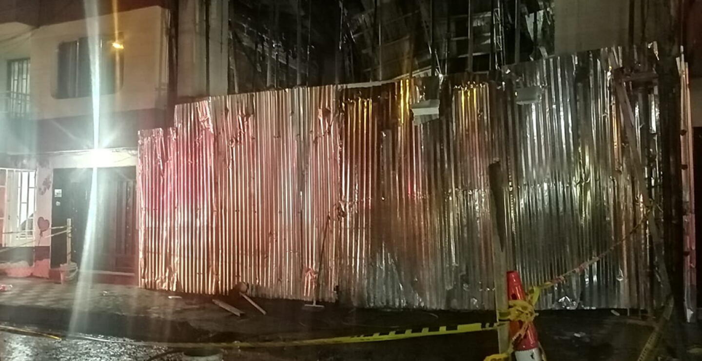353601_Dos obreros lesionados por caída de losa en Itagüí / Foto: Cortesía