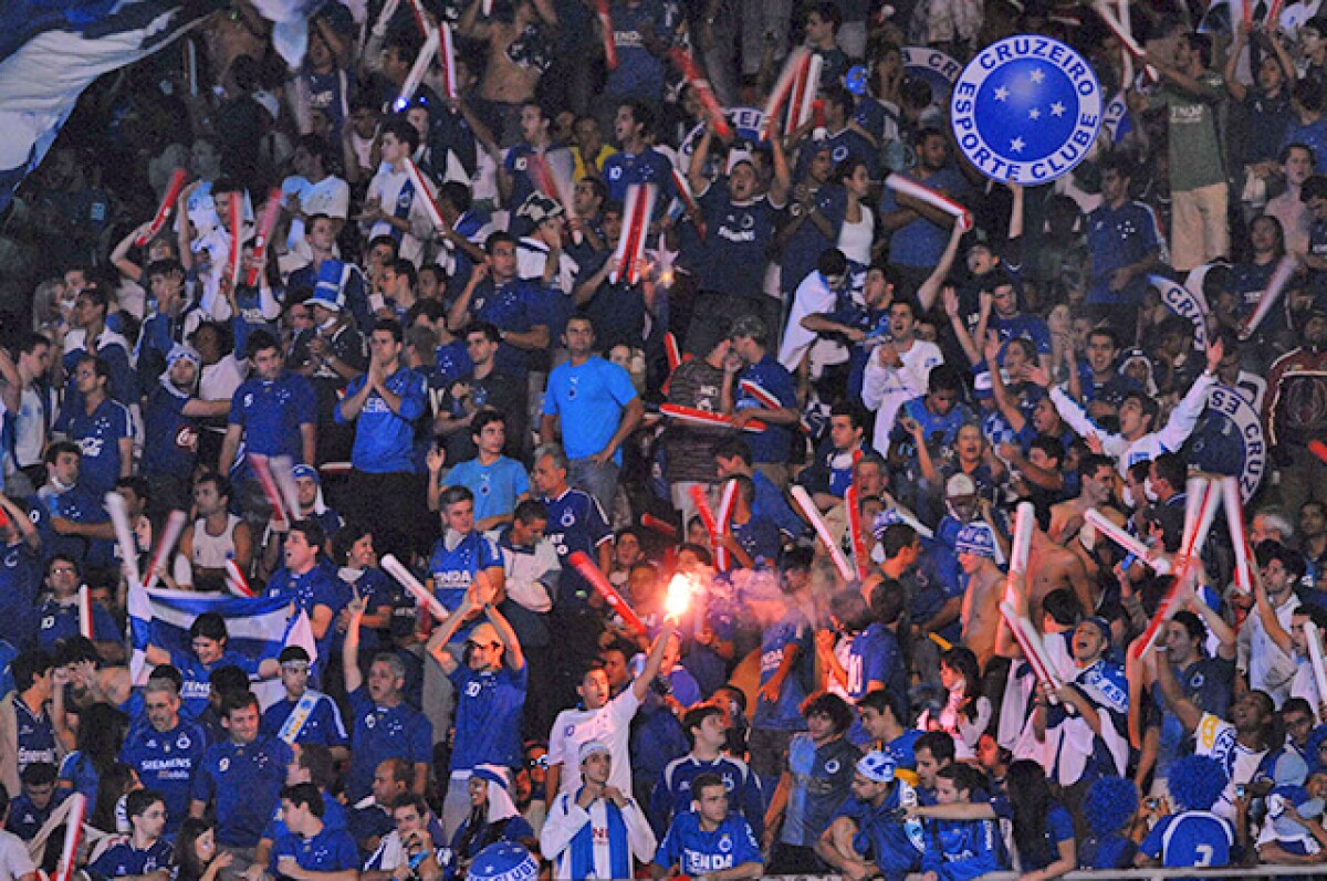 326751_hinchascruzeiro091219afpe.jpg
