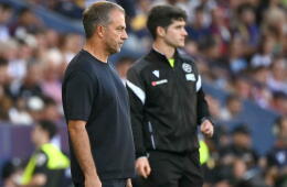 Hansi Flick, DT del Barcelona, en el duelo contra Levante por la Liga de España. 