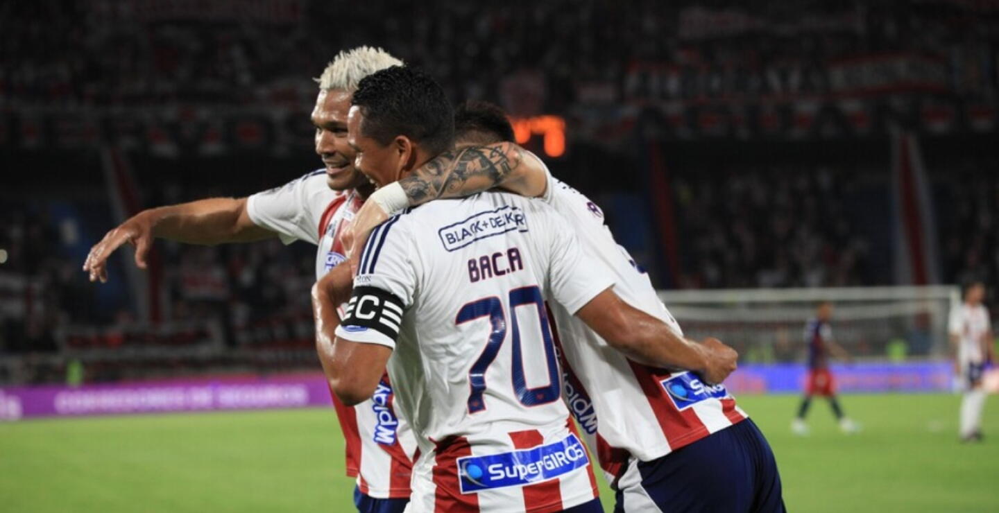 Carlos Bacca y Teófilo Gutiérrez, figuras del Junior de Barranquilla.