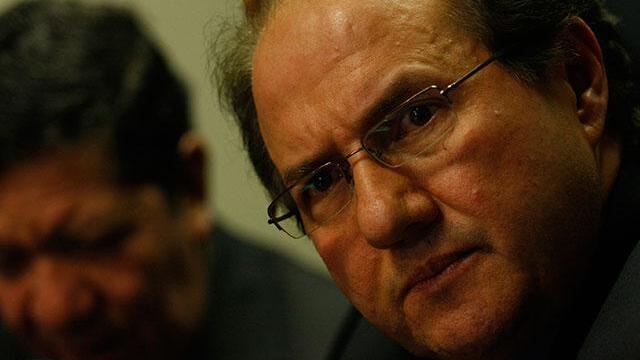 Exmagistrado Leonidas Bustos deberá responder por 3 delitos ante Comisión de Acusación de la Cámara Exmagistrado Leonidas Bustos deberá responder por 3 delitos ante Comisión de Acusación de la Cámara