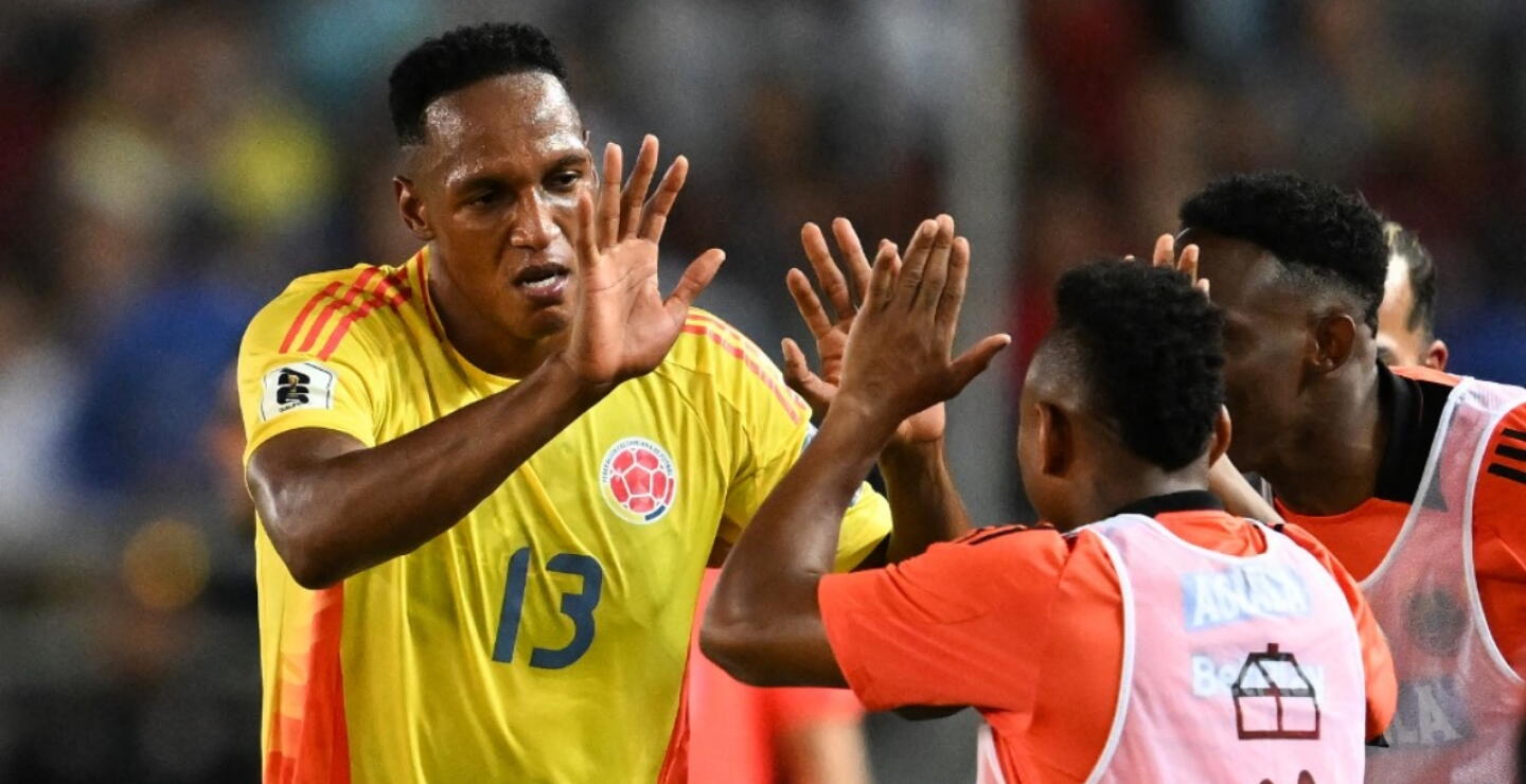 Yerry Mina en el juego de la Selección Colombia contra Venezuela de las Eliminatorias al Mundial 2026.