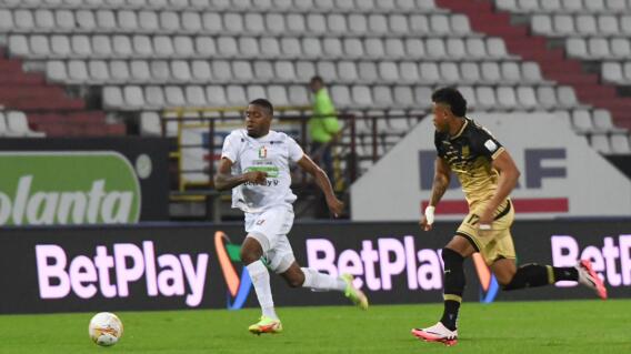 Acción de juego en el duelo entre Once Caldas vs. Águilas Doradas, por Liga. Acción de juego en el duelo entre Once Caldas vs. Águilas Doradas, por Liga.