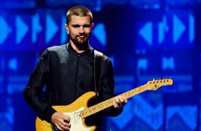 242374_juanes.jpg