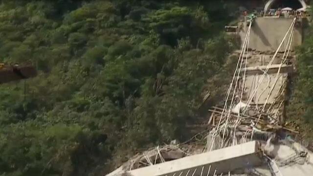 Tendría que demolerse parte del puente Chirajara que no se desplomó ante riesgo inminente Tendría que demolerse parte del puente Chirajara que no se desplomó ante riesgo inminente