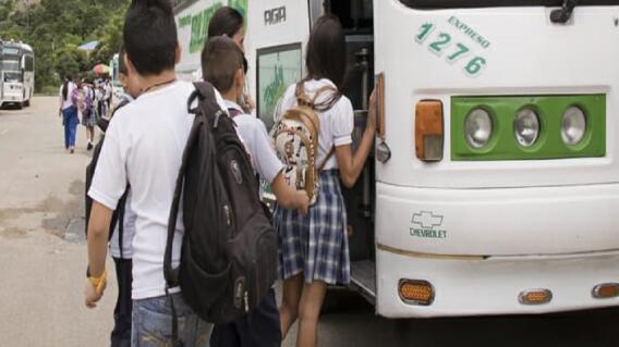 364754_BLU Radio. Transporte escolar / Foto: Alcaldía de Bucaramanga 364754_BLU Radio. Transporte escolar / Foto: Alcaldía de Bucaramanga