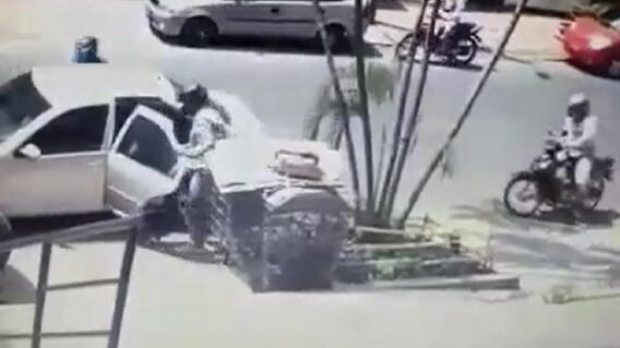 277623_Foto Cámara de seguridad caso de fleteo en Bucaramanga - Lo que pasa en Bucaramanga