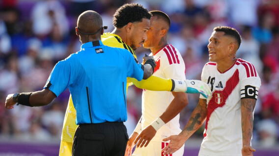 La Selección de Perú en el duelo de preparatorio frente a Estados Unidos. 
