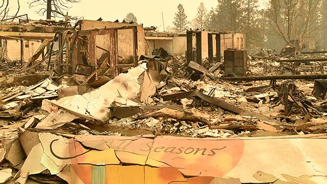 Incendio en California: van 50 muertos, 200 desaparecidos y 8.000 estructuras destruidas