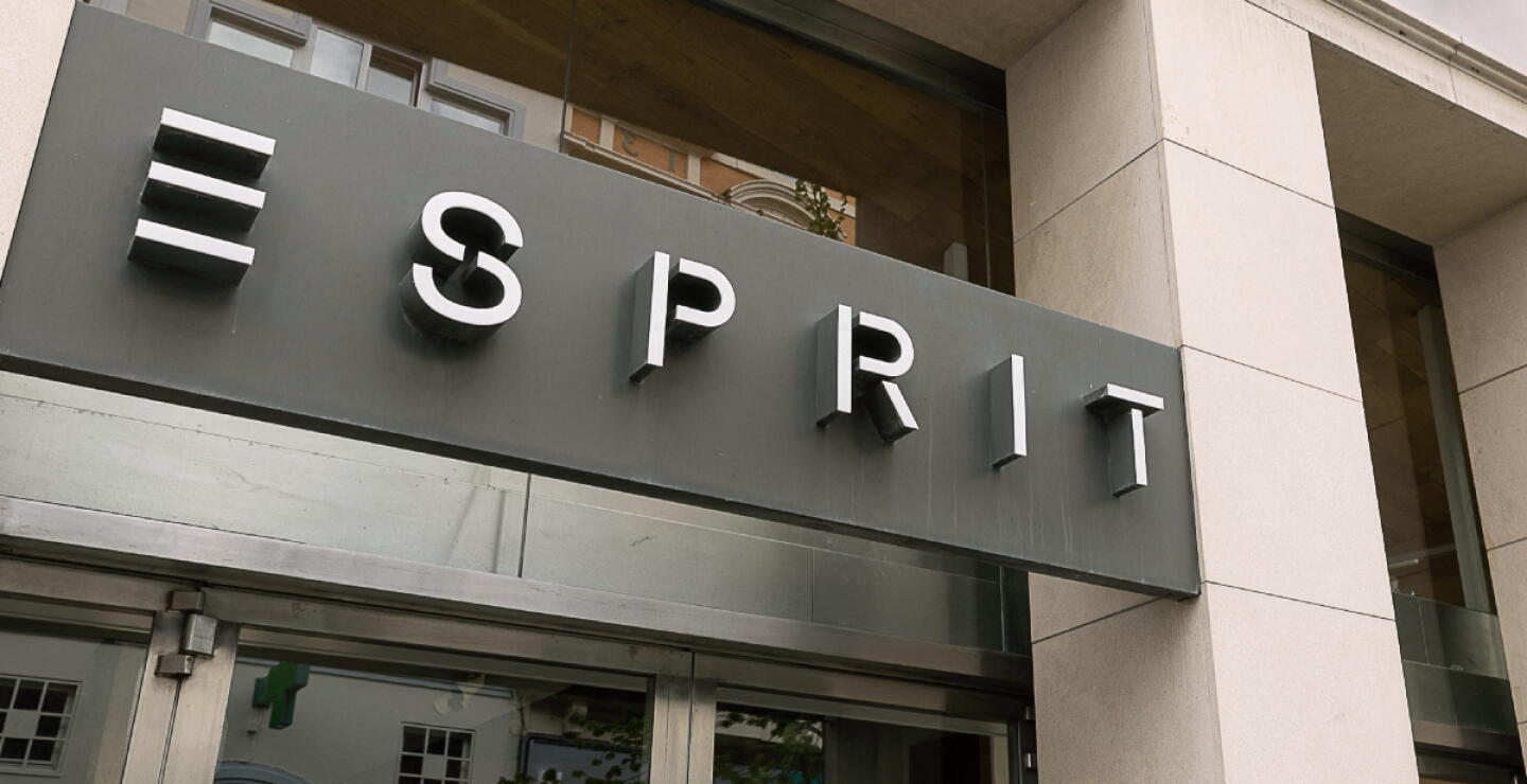 Una tienda Esprit cerrada debido a la quiebra de la sucursal belga de la cadena de ropa Esprit, en Gante, el 9 de abril de 2024.