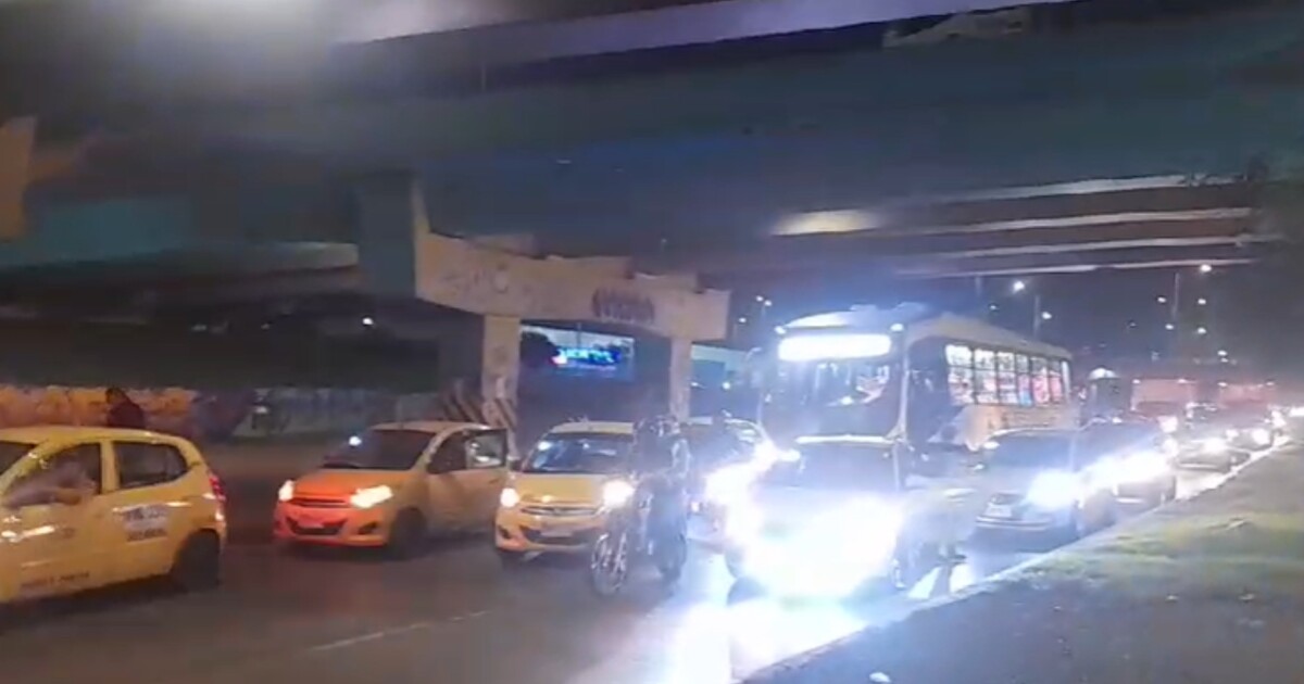 Se Adelant El Paro Taxistas Colapsaron La Movilidad En La Calle 26 Y se-adelant-el-paro-taxistas-colapsaron-la-movilidad-en-la-calle-26-y