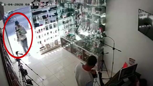 Creyeron haber cometido el crimen perfecto y los cogieron saliendo del local que acababan de robar