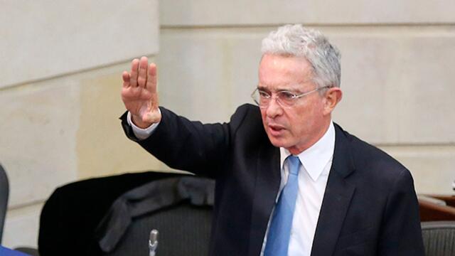 Álvaro Uribe Vélez Álvaro Uribe Vélez