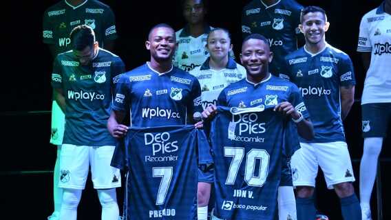 Nueva indumentaria del Deportivo Cali..jpg Nueva indumentaria del Deportivo Cali..jpg