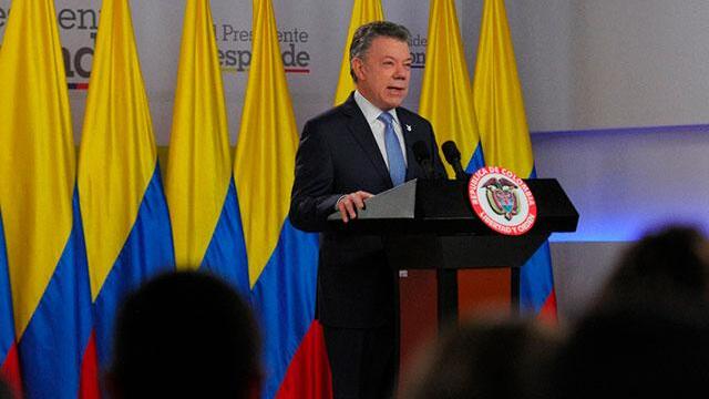 Constituyente de Maduro implica "destrucción de democracia en Venezuela": Santos
