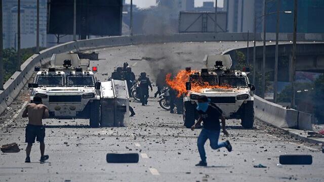 Así transcurrió la operación Libertad en Venezuela en la que Leopoldo López pudo volver a las calles Así transcurrió la operación Libertad en Venezuela en la que Leopoldo López pudo volver a las calles